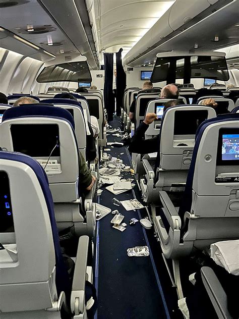 luthansa airlines|Lufthansa (LH) .